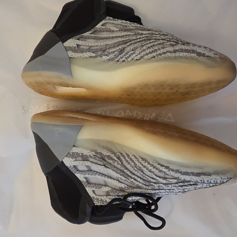 Adidas Black and Gray Yeezy QNTM Sneakers - Picture 3 of 8